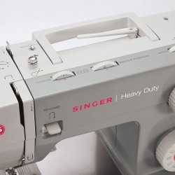 Singer Mechanical Sewing Machine 4411